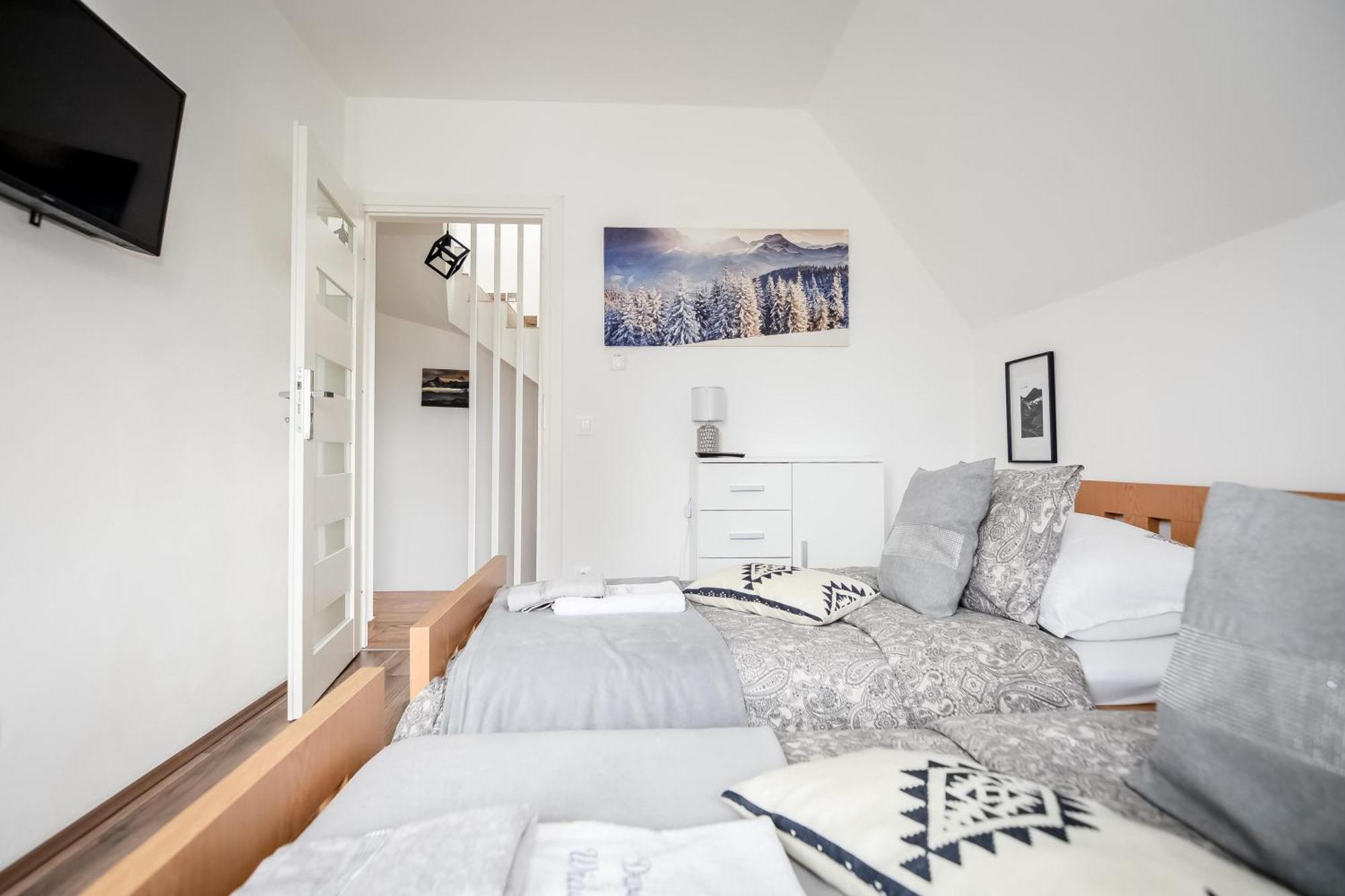 Dwupoziomowe Na Dwa Widoki Z Jacuzzi & Sauna Apartmán *